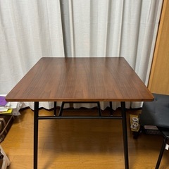 ニトリダイニングテーブル