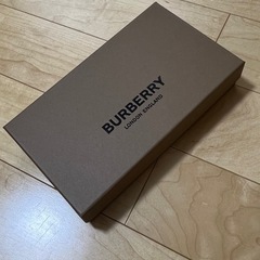 Burberry箱