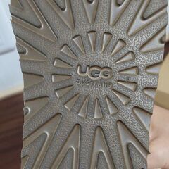 UGG（アグ）ニットブーツ箱つきの画像