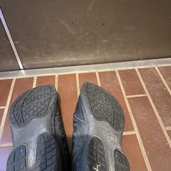 安全靴　26.5EEE 黒 ブラック セーフティーシューズ 回転バックル　結ばない靴ひも　ワークマンの画像