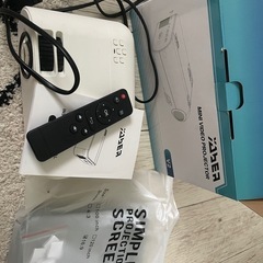 (受け渡し者決定済み)YABER プロジェクター