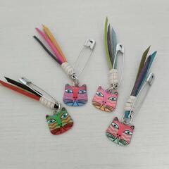 None スエード紐 ゼッケンピン( 猫アート )現品限り
