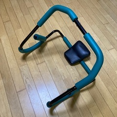 腹筋マシーン　トレーニング　腹筋