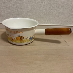 【値下げ】ディズニーストアープーさん【ホーローミルクパン】