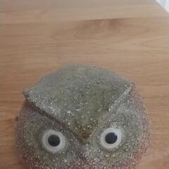 ふくろう赤石肌   置物   陶器の画像