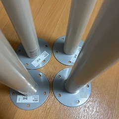 IKEA 机の脚の画像