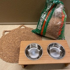 猫用 フード入れ 食器 爪とぎマット ひのきの猫砂 3点セット