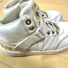 VISION ハイカットスニーカー　21cmの画像