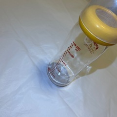Pigeon 哺乳瓶 240ml 耐熱ガラス製の画像