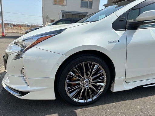 50プリウス Aツーリングセレクションモデリスタフルキット　新車から乗ってます。
