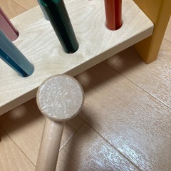 IKEA ハンマーで叩いて棒を打つおもちゃの画像