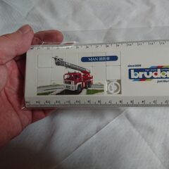 販促品　非売品　未使用　bruder 　ブルーダー（ドイツのブルーダー社）　MAN消防車　パズル付き定規の画像