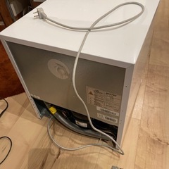 ミニ冷蔵庫　配送無料の画像