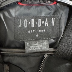 ジョーダン ジャケットの画像