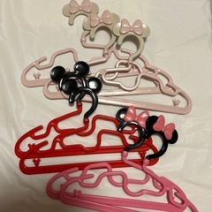 ディズニー　ミニー　ミッキー  ベビーハンガー
