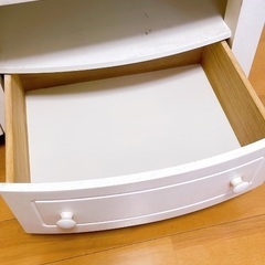 ハート♡くり抜き収納家具　カントリー家具の画像