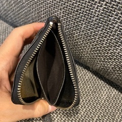 ディーゼルブラックゴールド　黒 ジッパー付き財布の画像
