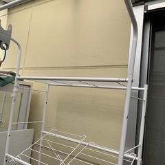 （お取引き中）（お値下げしました）洗濯機上ラック、洗濯機ラック 棚 の画像