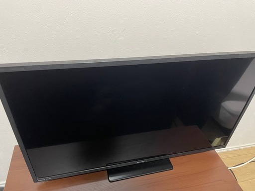 SHARP 32v型テレビ2022年製
　説明書付き