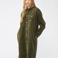 【新品未使用】TOMMYJEANS✨シャツワンピースの画像