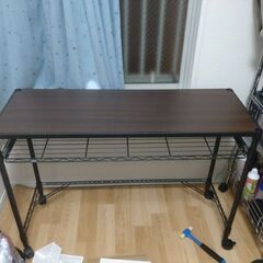 【手渡しのみ】メタルラック制机の画像