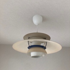 ルイスポールセンの照明器具の画像