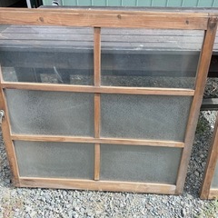 レトロ扉「アンティーク」の画像