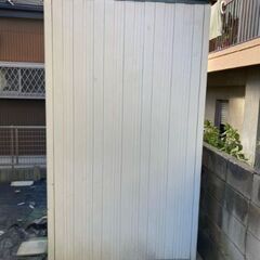物置　横300cm位、奥行130cm位　バイクガレージとして使えます！の画像
