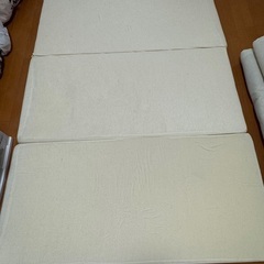 (お譲り確定)【最終値下げ中】マットレス/ダブルサイズ/高反発/三つ折りタイプ/洗えるカバー付の画像