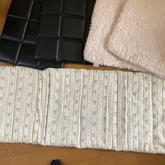 車の中の座布団と長座布団