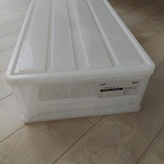 衣装ケース　収納