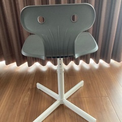 IKEAチェア　MOLTEの画像