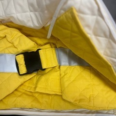 【最終値下げ】災害時用の抱っこ紐＆防災頭巾の画像