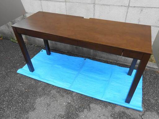 【配送出来ます】人気商品 定価38900円 木製 パソコンデスク コード収納可能 引き出し付き ベルメゾン（近くなら配送も可能です。宅配もお問合せ下さい）