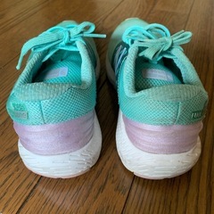 ニューバランス★キッズ★19.5cmの画像