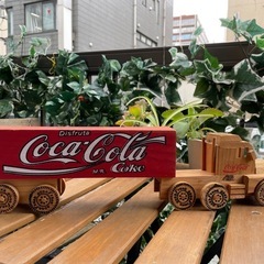 メキシコ　木の手作りおもちゃ　コカコーラ　トレイラー