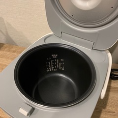 炊飯器の画像