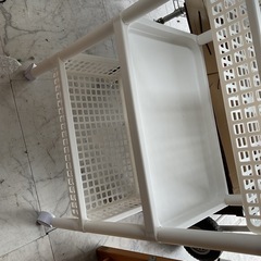 お取引き中です！ワゴン　一ヶ所キャップなし　中古の画像