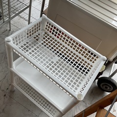 お取引き中です！ワゴン　一ヶ所キャップなし　中古の画像