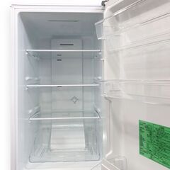24Y643 ジC 【美品】 YAMADA SELECT ヤマダセレクト ノンフロン冷凍冷蔵庫 YRZ-F17J 2ドア 179L 右開き 2023年製 中古の画像