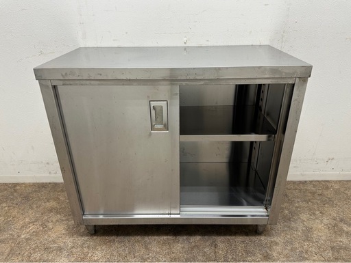 ステンレス　業務用　扉付き作業台　厨房　飲食店　W９００ｘD４５０ｘH８００ｍｍ