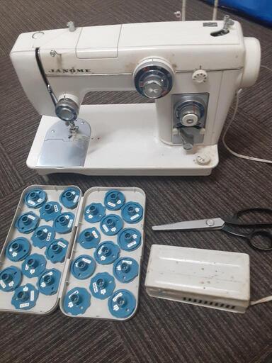 【お届け完了】ミシン　ジャノメ　801型　カム付