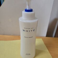 KOSE　モイスチュアマイルド　ホワイト　エッセンスローション　...