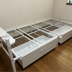 スチールベッド