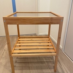 サイドテーブル