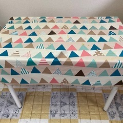 IKEA LINMON イケアのテーブルの画像