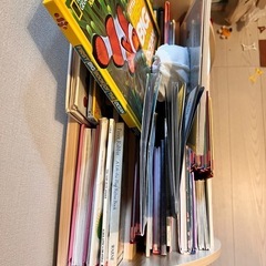 【美品】LOWYA 子ども絵本　本棚　おもちゃ収納の画像