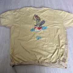 レフトアローン Tシャツの画像