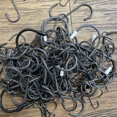 大量のS字フック