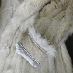 ミンク毛皮のハーフコートの画像